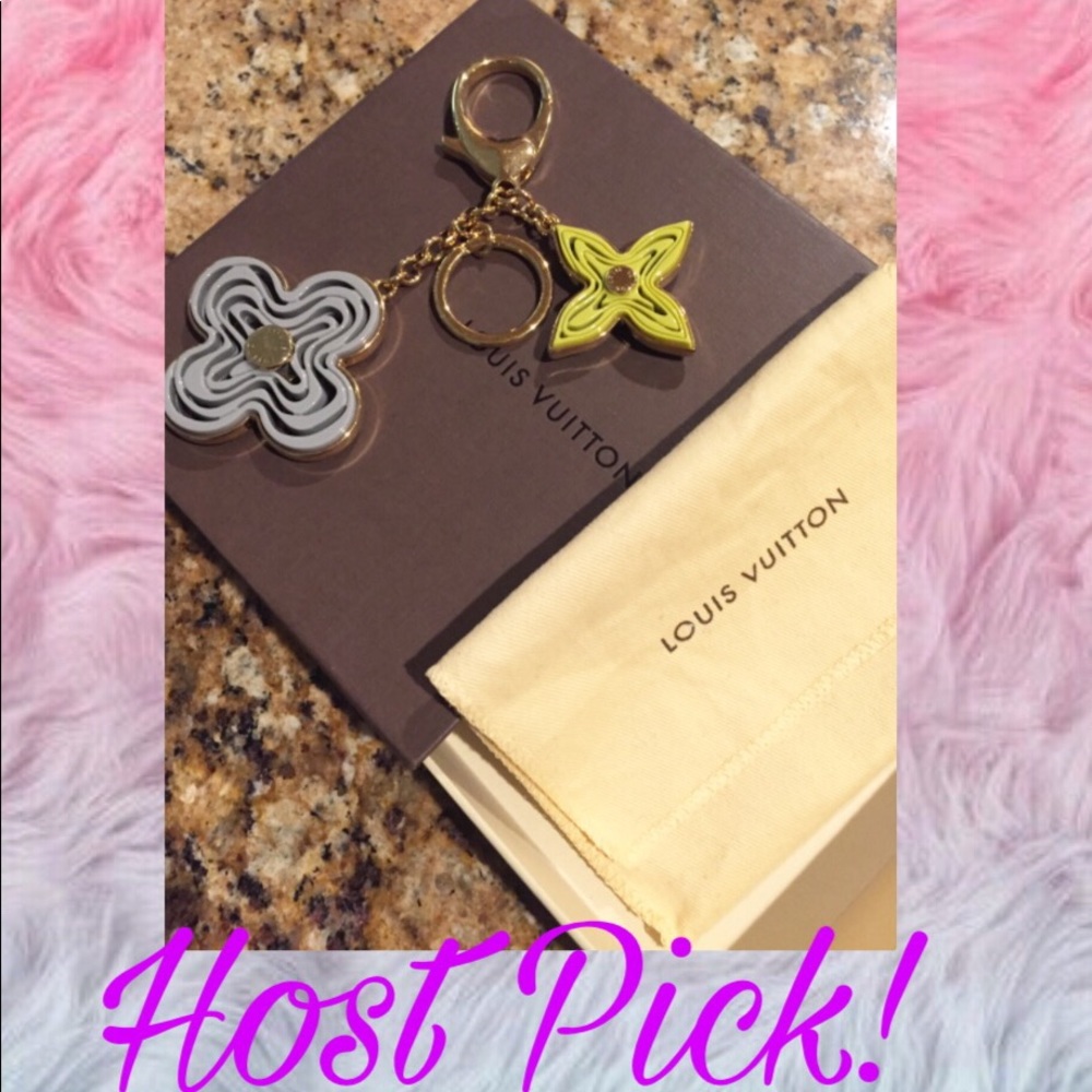 Auth Louis Vuitton Naïf bag charm /key ring👜🛍
